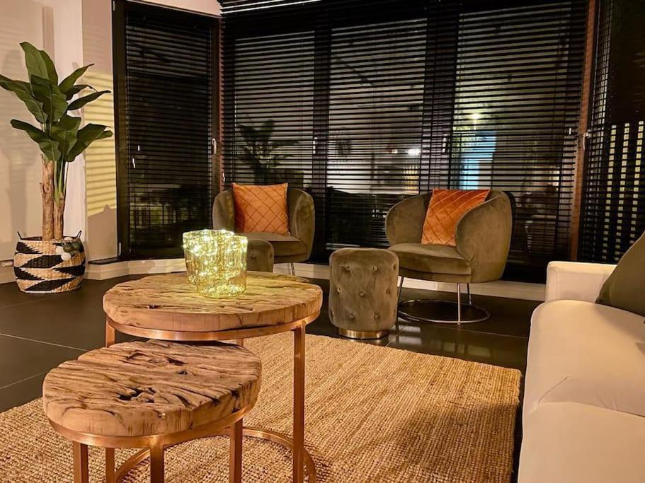 Ostend Chic, Luxe Loftstijl In Oostende Eksteriør billede